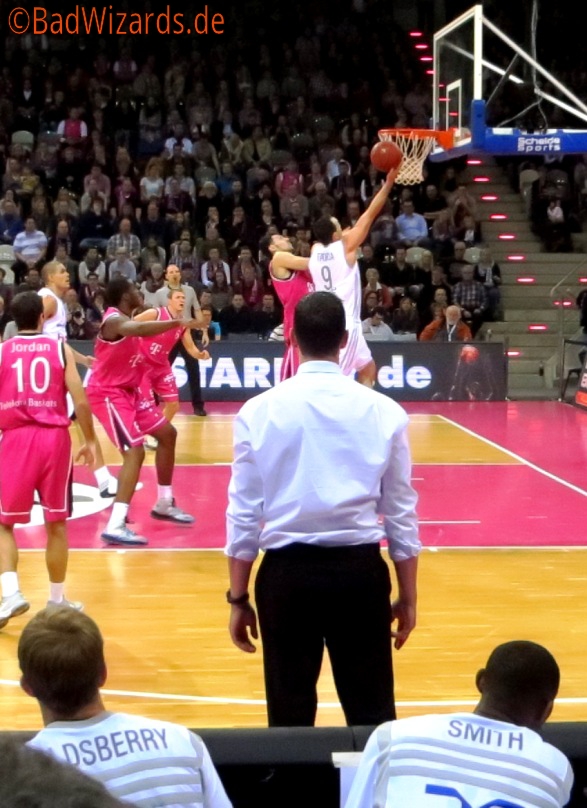 Bamberg mit zug zum Korb (Leider nicht für Basketball in Düsseldorf)